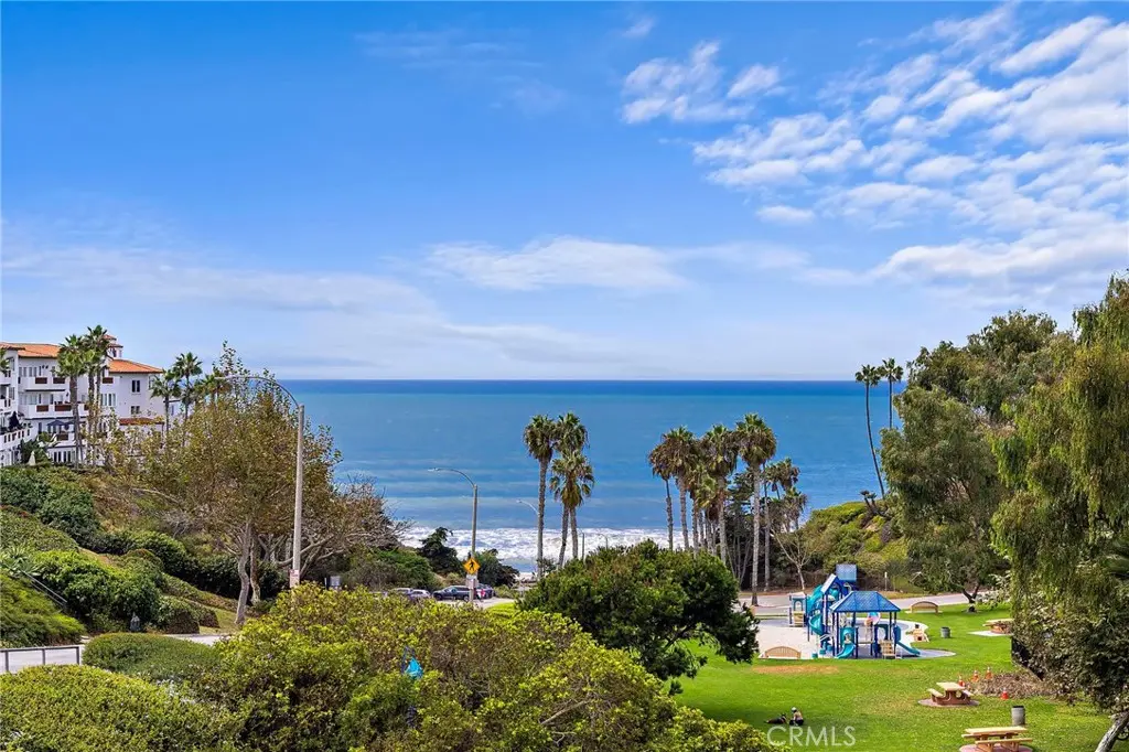 320 Encino Lane 2, San Clemente, CA — listing photo 1
