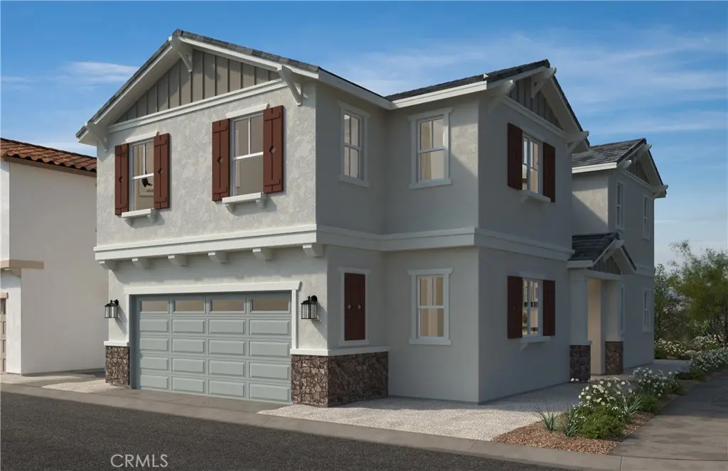 11751 Eisenhower Way, Fontana, CA — listing photo 1
