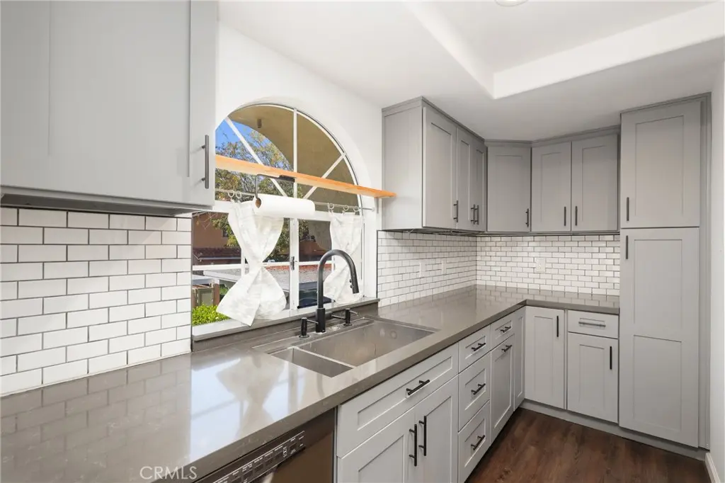 43 Alberti Aisle 348, Irvine, CA — listing photo 1