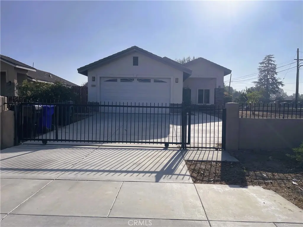 1489 Richardson, San Bernardino, CA — listing photo 1