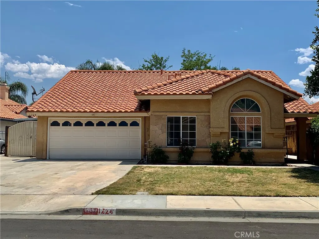 1224 Marble Court, Hemet, CA — listing photo 1