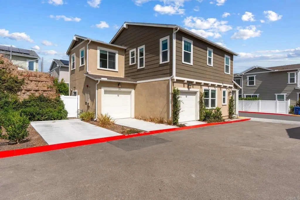 1515 Wingwood Lane, Vista, CA — listing photo 1