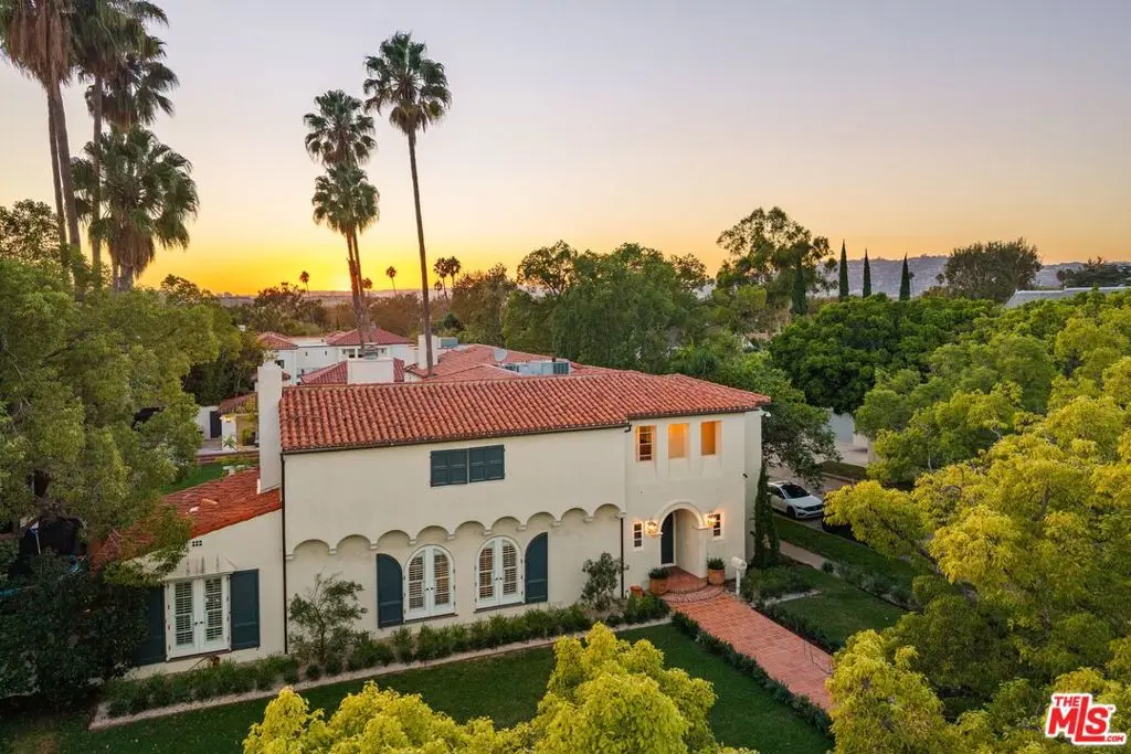 401 S Las Palmas Avenue, Los Angeles, CA — listing photo 1