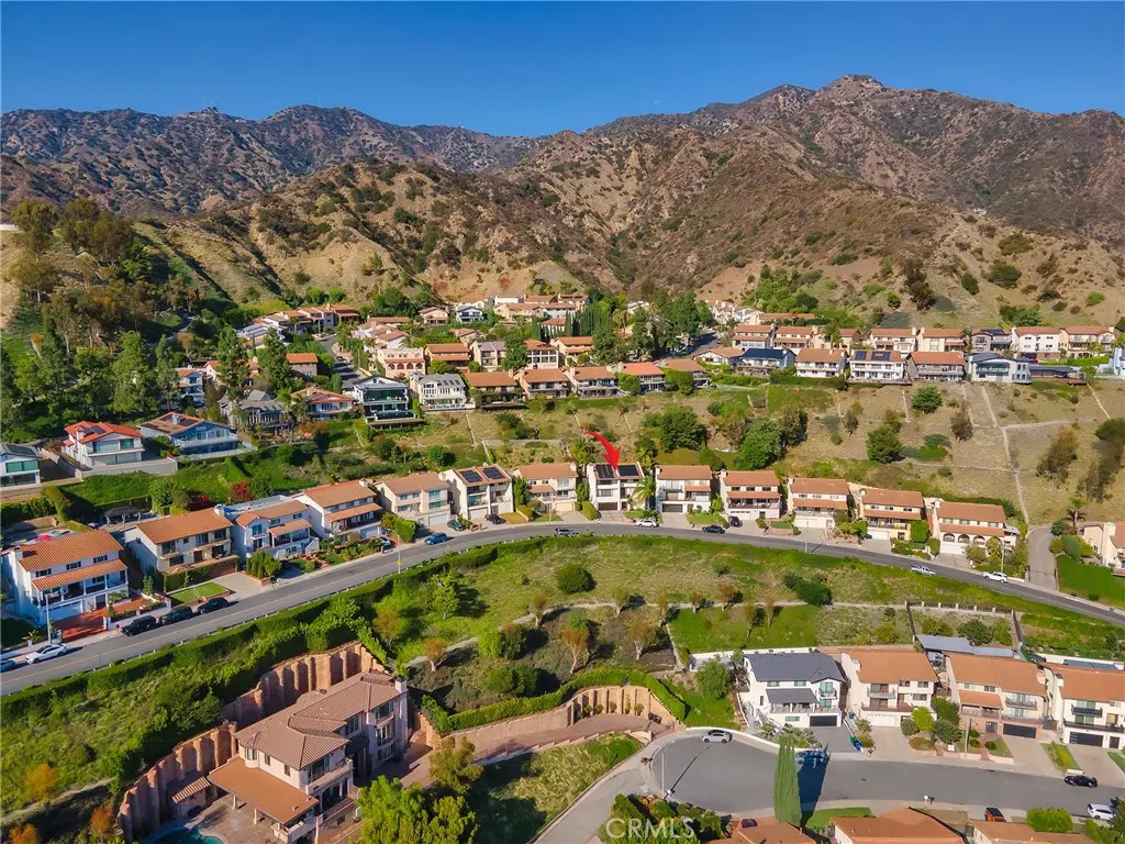 Single Family Residence for sale at 1350 E Tujunga Avenue, Burbank, CA featuring 5 beds and 7 baths