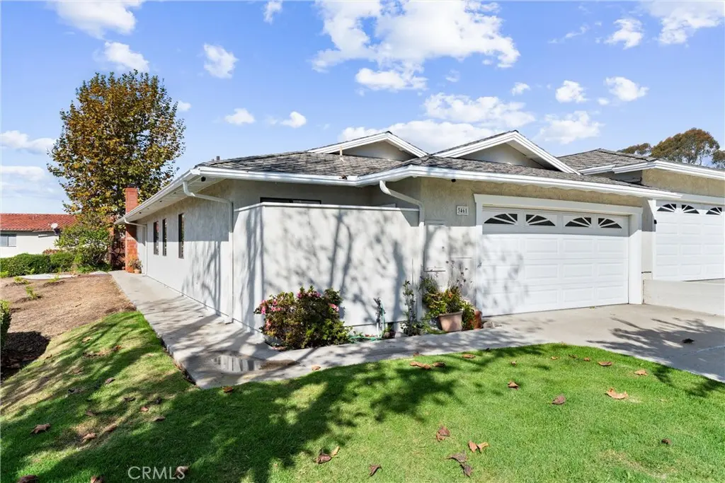 Condominium for rent at 3461 Paseo Flamenco, San Clemente, CA featuring 3 beds and 2 baths