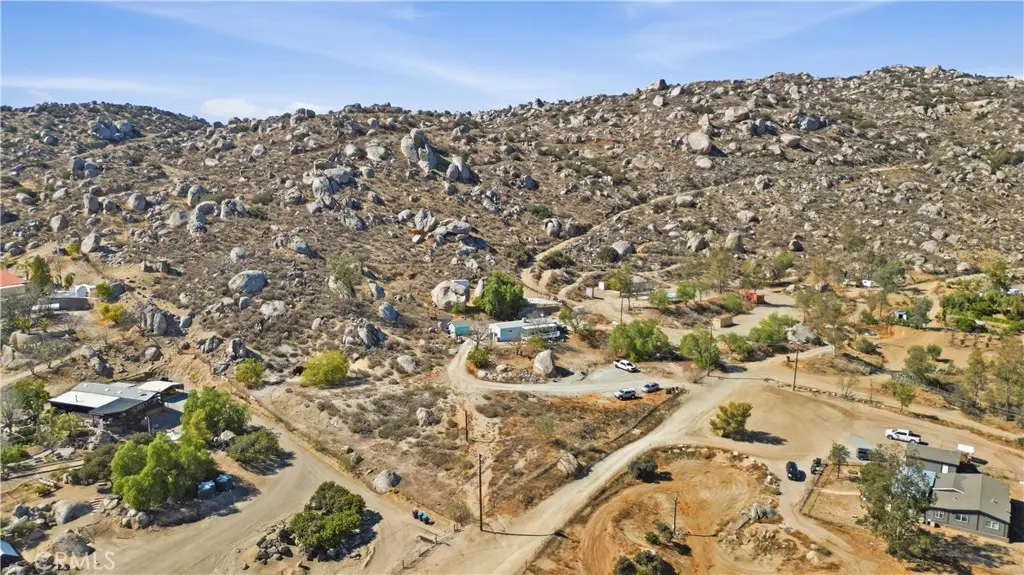 24275 Luna, Homeland, CA — listing photo 1