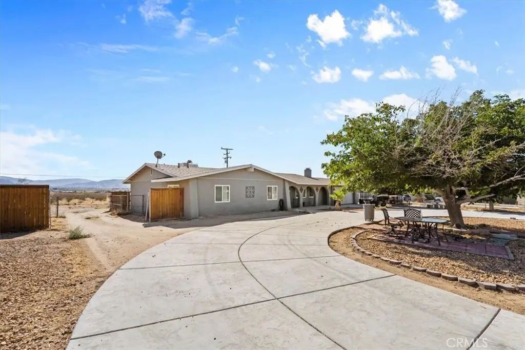 16375 Sago Road, Apple Valley, CA — listing photo 1