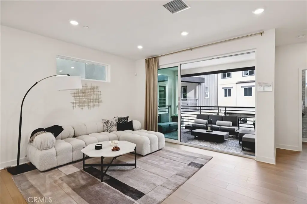 1692 Constellation Drive, San Pedro, CA — listing photo 1