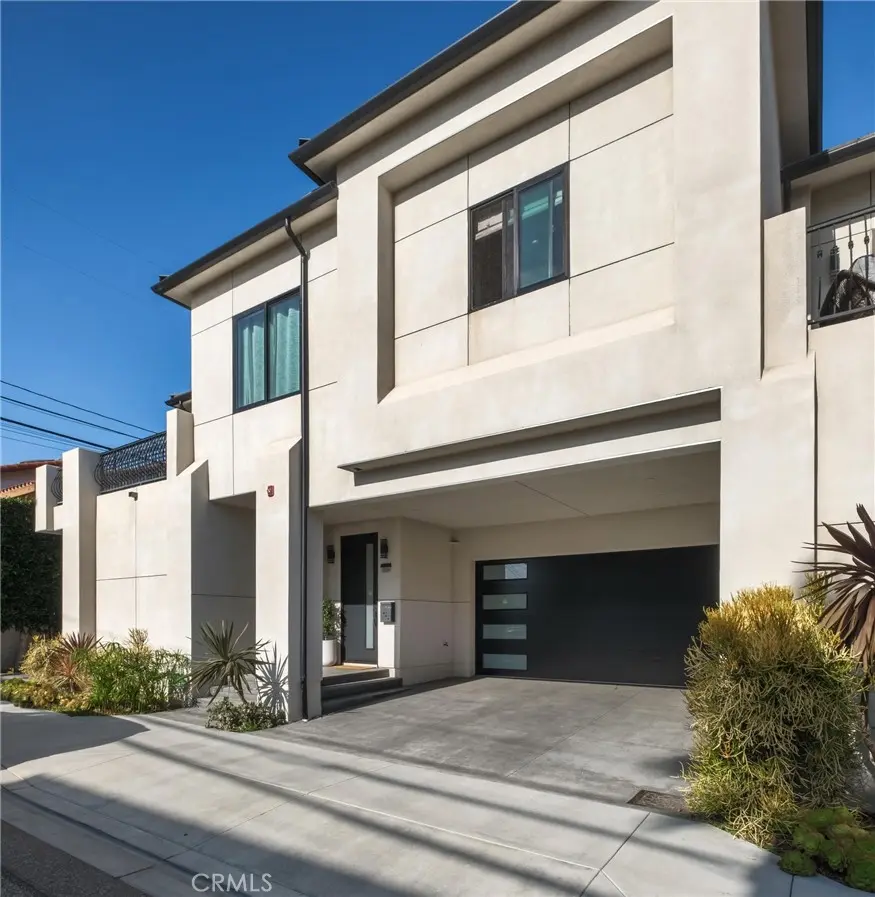 2204 Felton Lane, Redondo Beach, CA — listing photo 1
