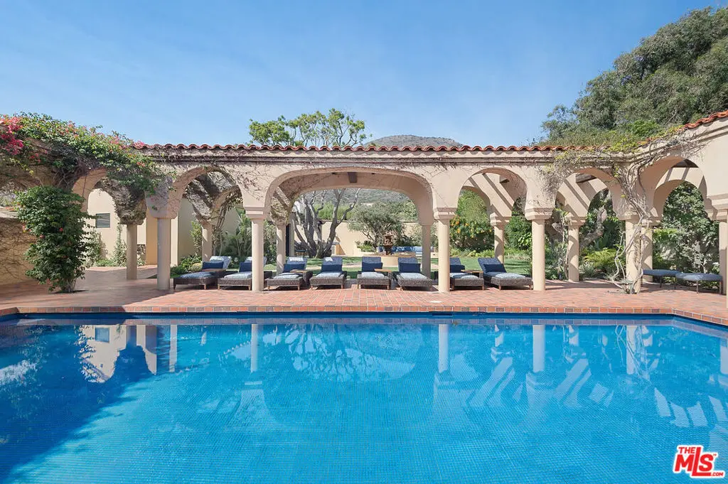 Single Family Residence for rent at 31776 Broad Beach Road, Malibu, CA featuring 5 beds and 5 baths