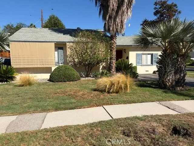 7300 Oak Park, Lake Balboa, CA — listing photo 1