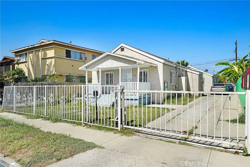 715 E 87th Place, Los Angeles, CA — listing photo 1