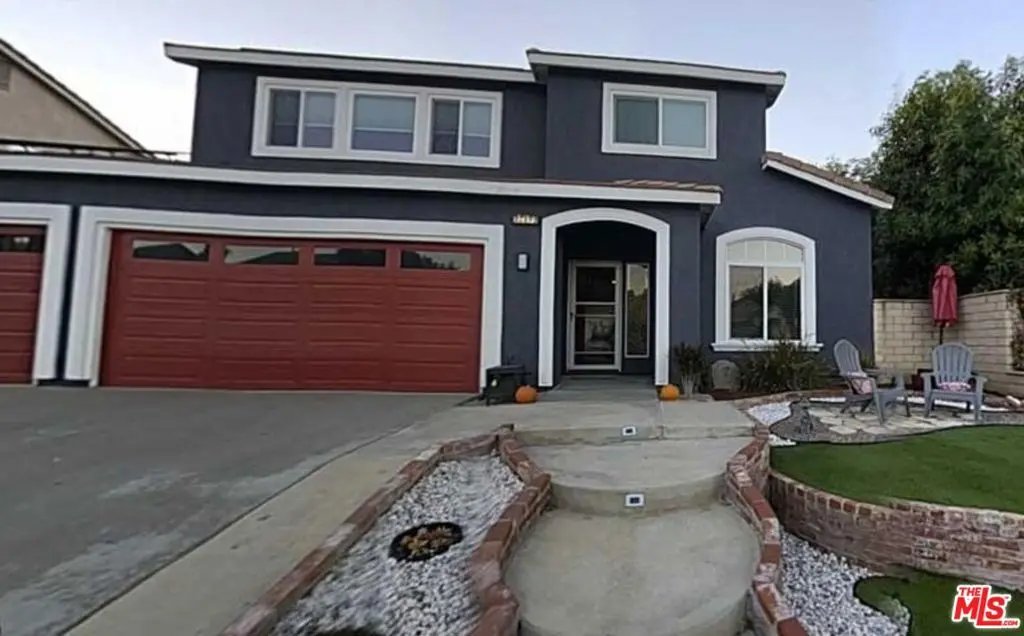 Residential Lease for rent at 37173 Floral Creek Circle, Murrieta, Riverside County, CA featuring 6 beds and 3 baths