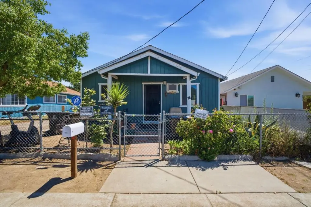Single Family Residence for sale at 3656 Odell Avenue, Stockton, CA featuring 2 beds and 1 bath