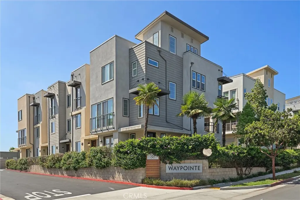 542 E Imperial Avenue, El Segundo, CA — listing photo 1