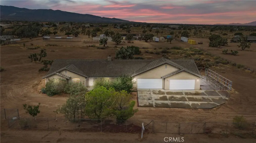 10432 Atsina, Phelan, CA — listing photo 1