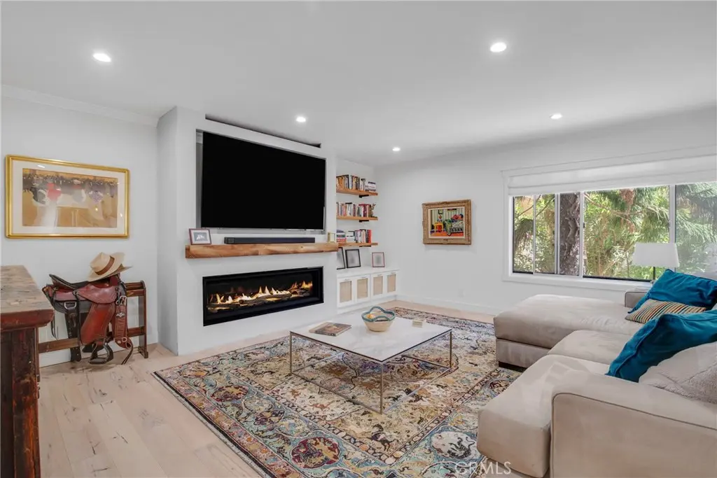 2312 6th 1, Santa Monica, CA — listing photo 1