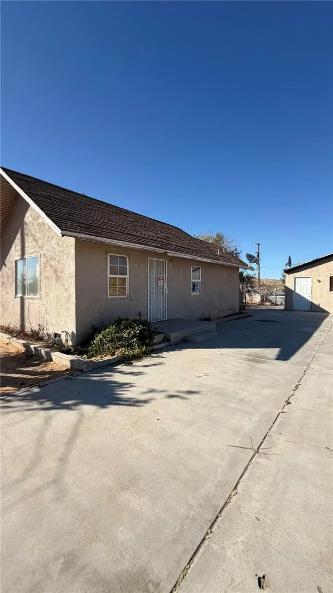 17042 C Street, Victorville, CA — listing photo 1
