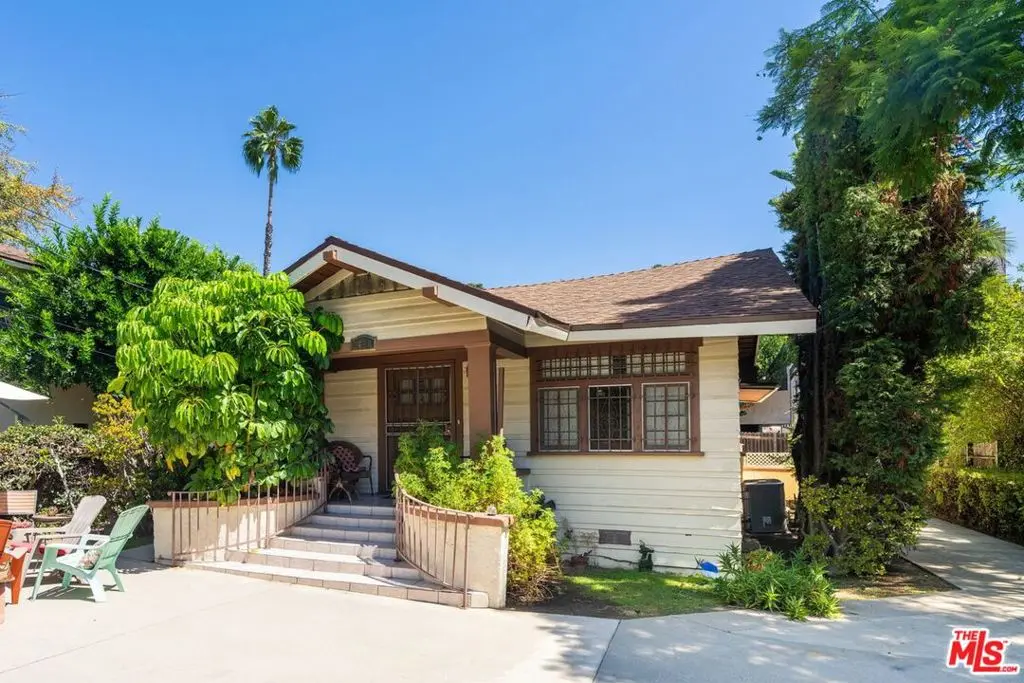 2428 N Beachwood Drive, Los Angeles, CA — listing photo 1