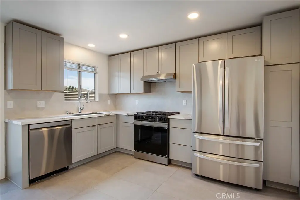 7412 Deer Trail 3, Yucca Valley, CA — listing photo 1