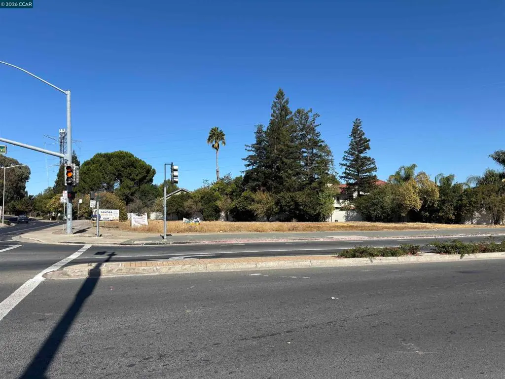 James Donlon Blvd, Antioch, CA — listing photo 1