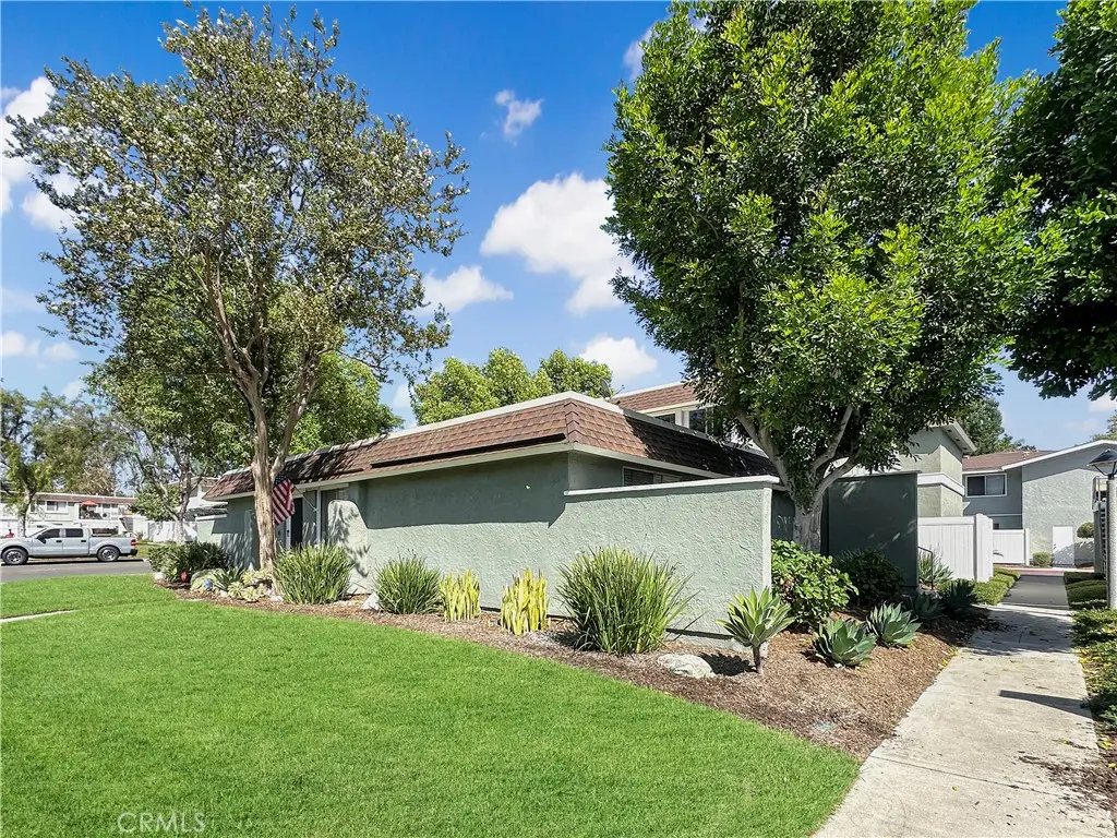 22916 Via Cereza, Mission Viejo, CA — listing photo 1