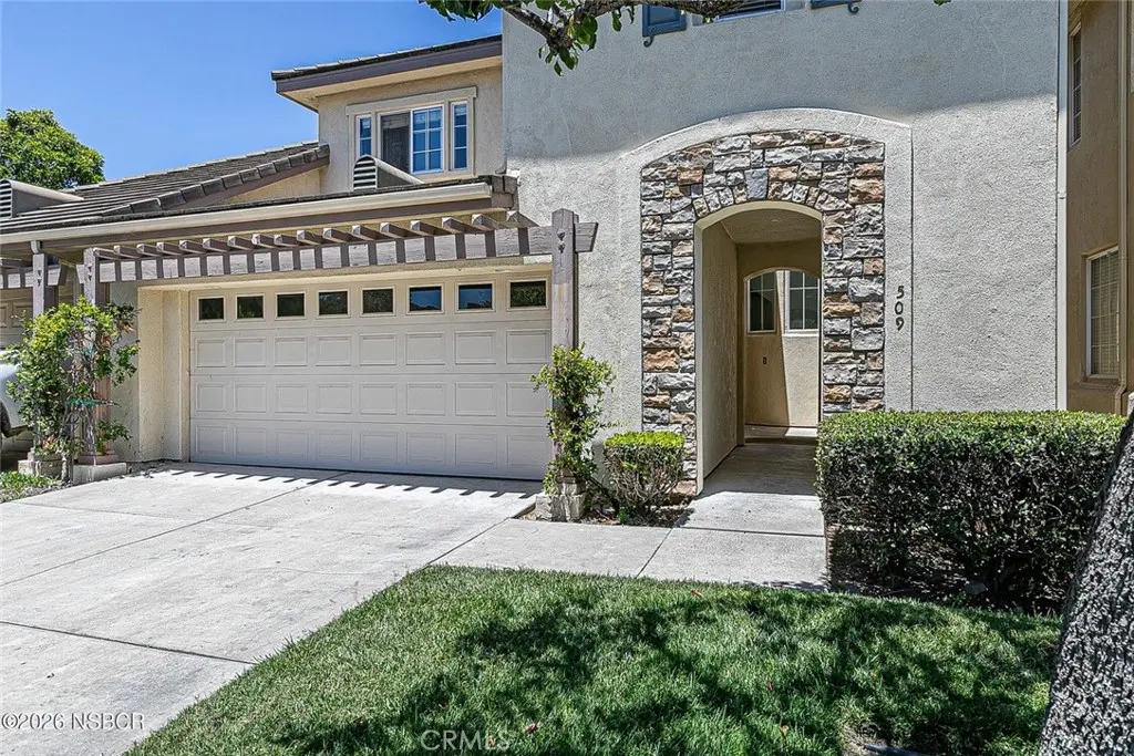 Townhouse for sale at 509 Taunton Drive, Santa Maria, CA featuring 3 beds and 3 baths