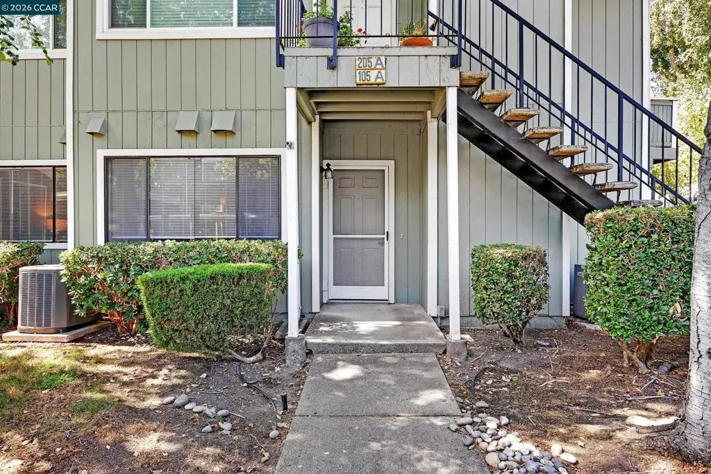 Condominium for sale at 105 Compton Cir A, San Ramon, CA featuring 2 beds and 1 bath
