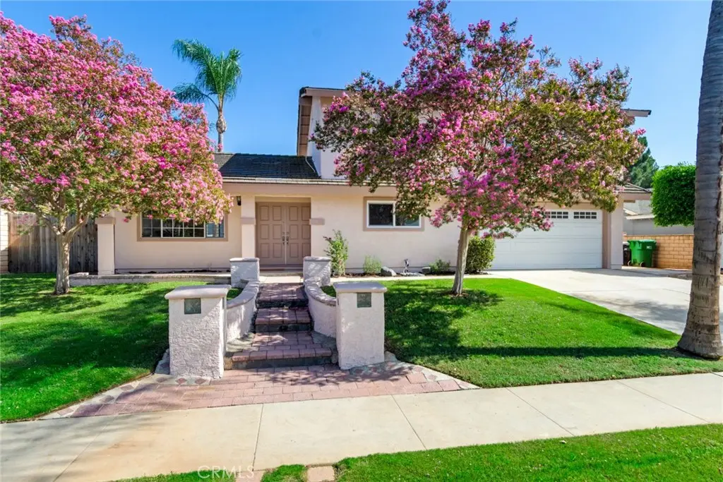 1011 Driftwood, Corona, CA — listing photo 1