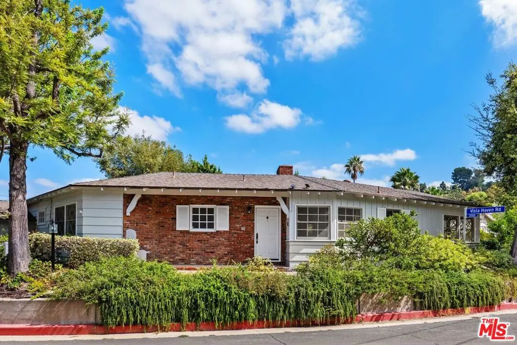 3640 Meadville Drive, Sherman Oaks, CA — listing photo 1