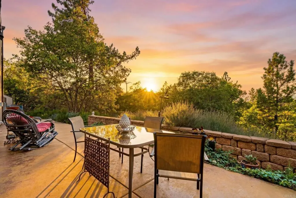 2810 Three Peaks Lane, Julian, CA — listing photo 1