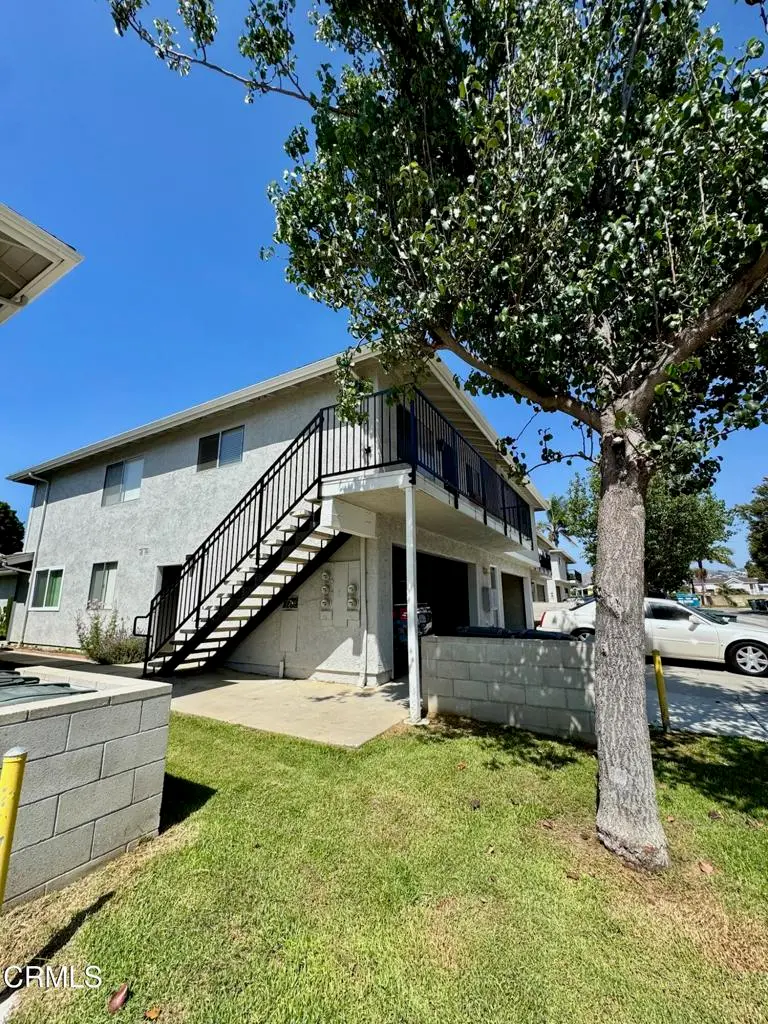 1136 Acadia Place 4, Ventura, CA — listing photo 1