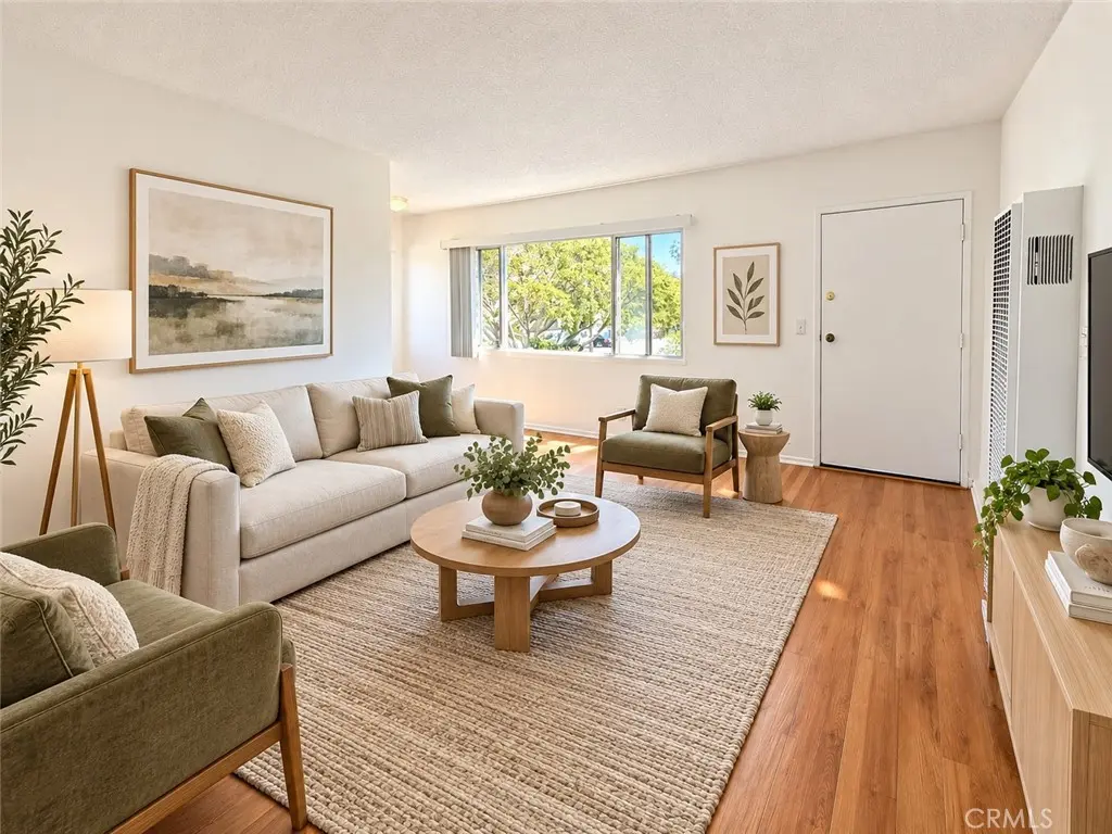 1808 10th Street D, Santa Monica, CA — listing photo 1