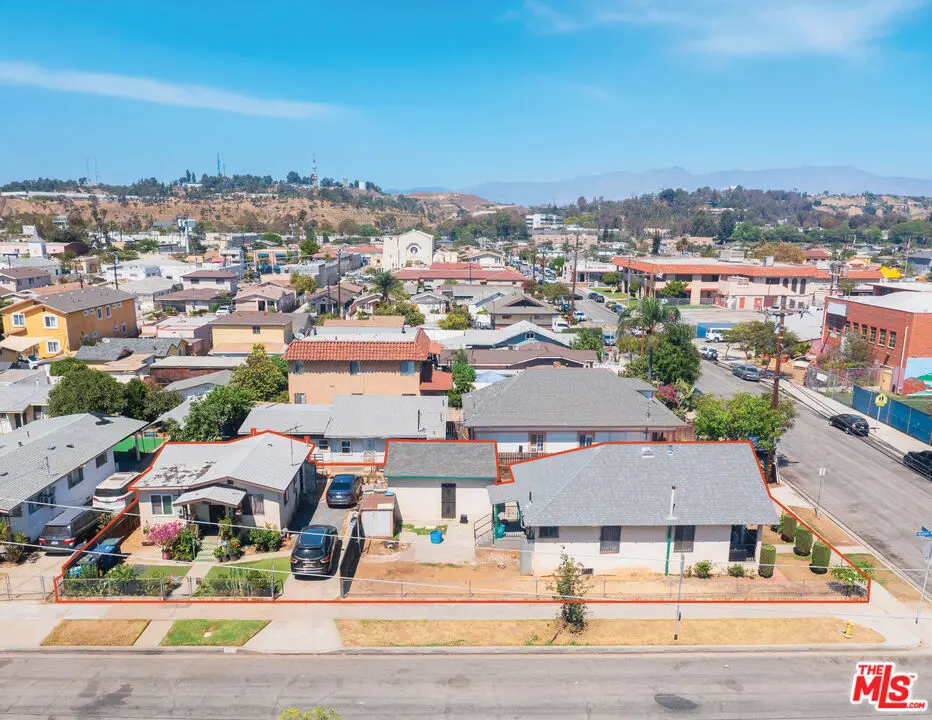 301 N McDonnell Avenue, Los Angeles, CA — listing photo 1