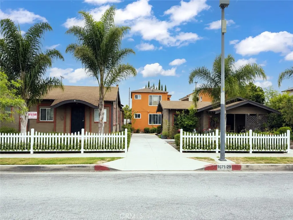 6729 Middleton, Huntington Park, CA — listing photo 1