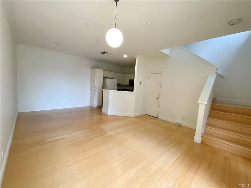 Condominium for rent at 511 Birch Grove, Irvine, CA featuring 1 bed and 2 baths