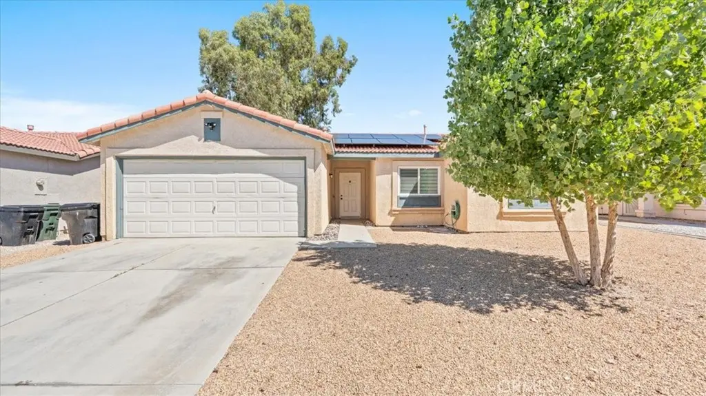 14208 Estate, Victorville, CA — listing photo 1