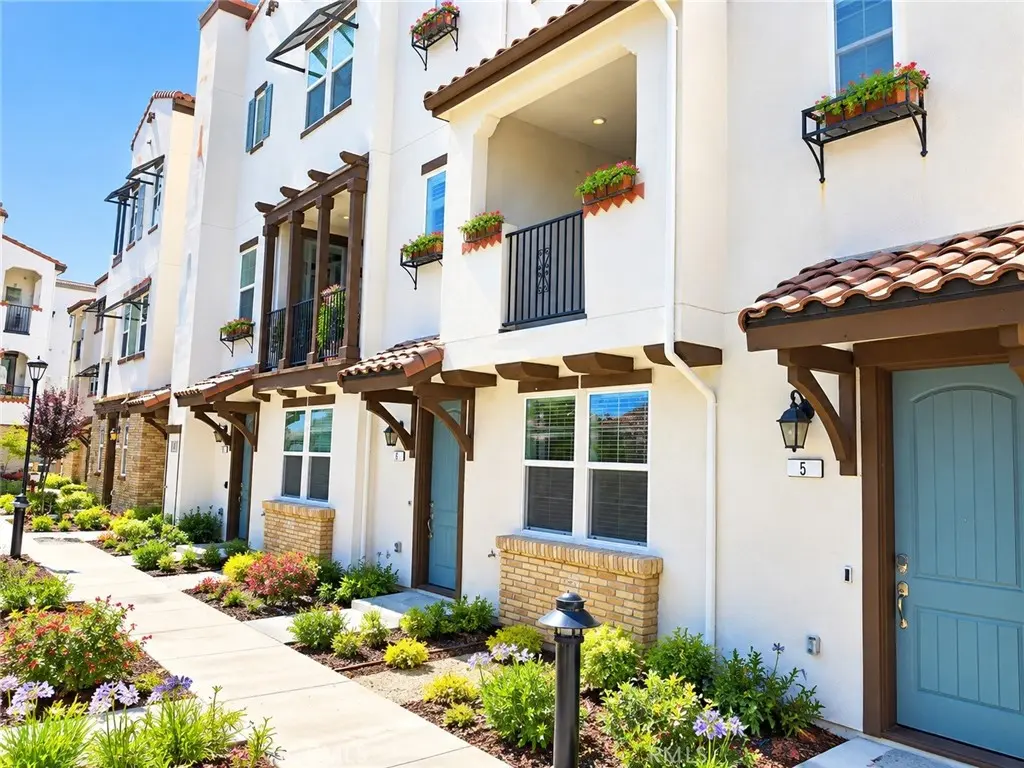 Townhouse for sale at 2728 Ginoso Court 4, San Jose, CA featuring 3 beds and 4 baths