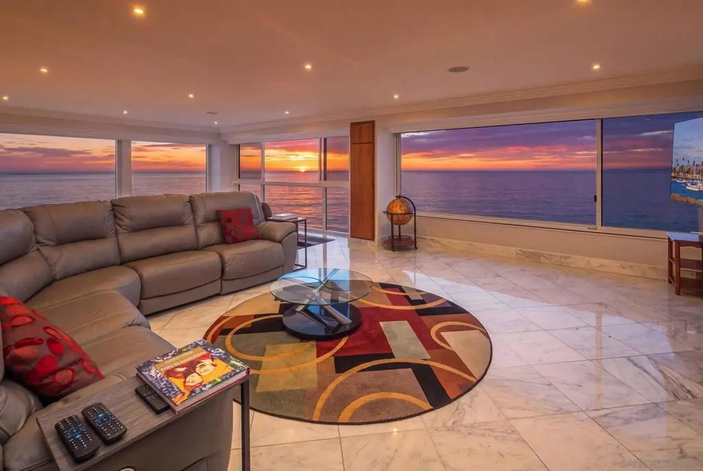 Residential Lease for rent at 939 Coast Blvd 18E, La Jolla, CA featuring 2 beds and 3 baths