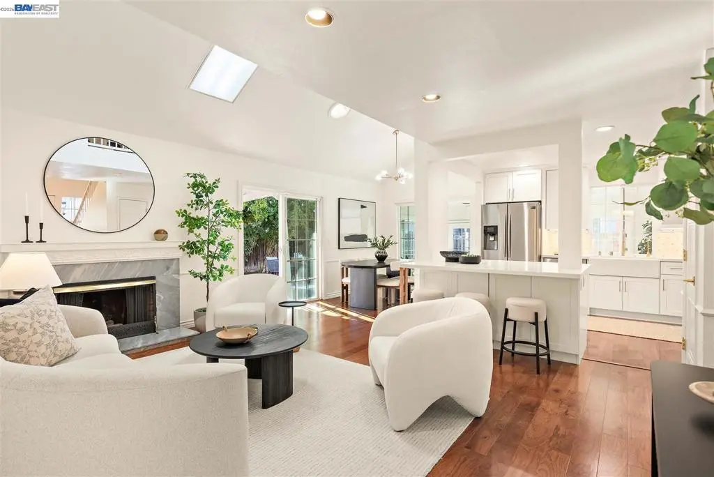 Single Family Residence for sale at 2558 Pantalis Ct, San Jose, CA featuring 4 beds and 2 baths