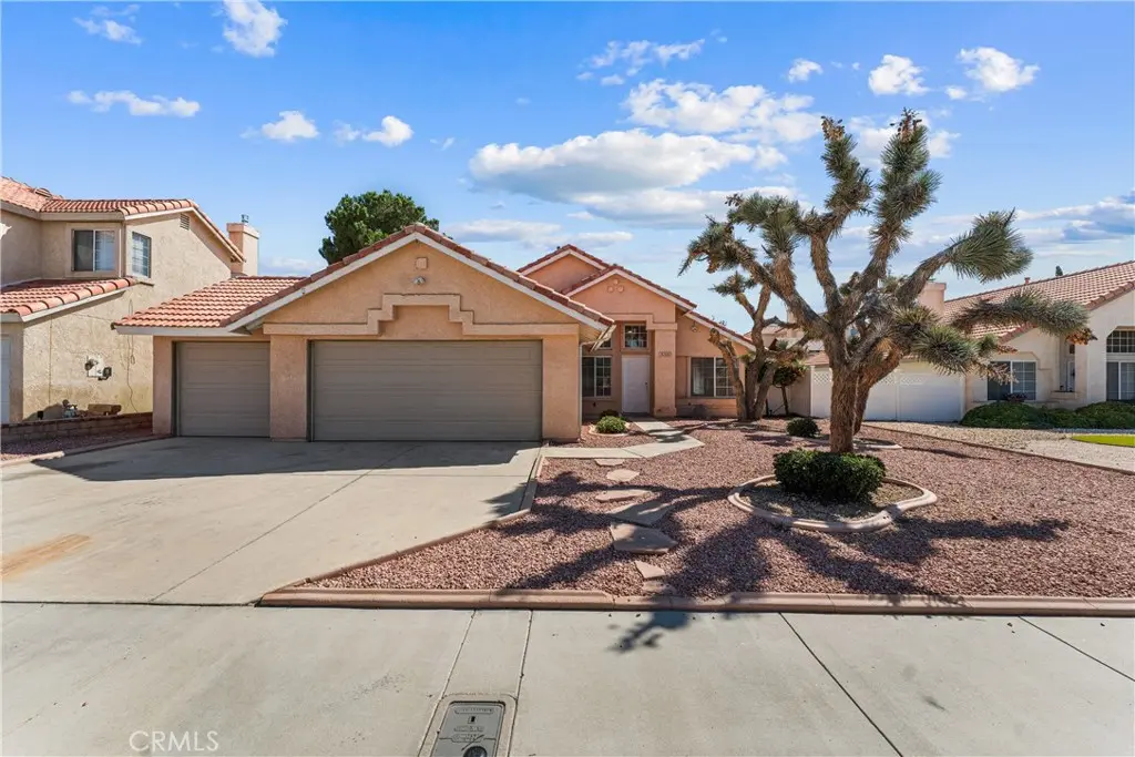 5546 Laurel Avenue, Palmdale, CA — listing photo 1