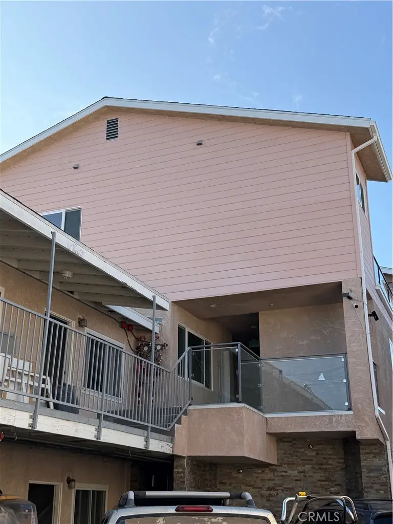 11808 Hart 203, North Hollywood, CA — listing photo 1