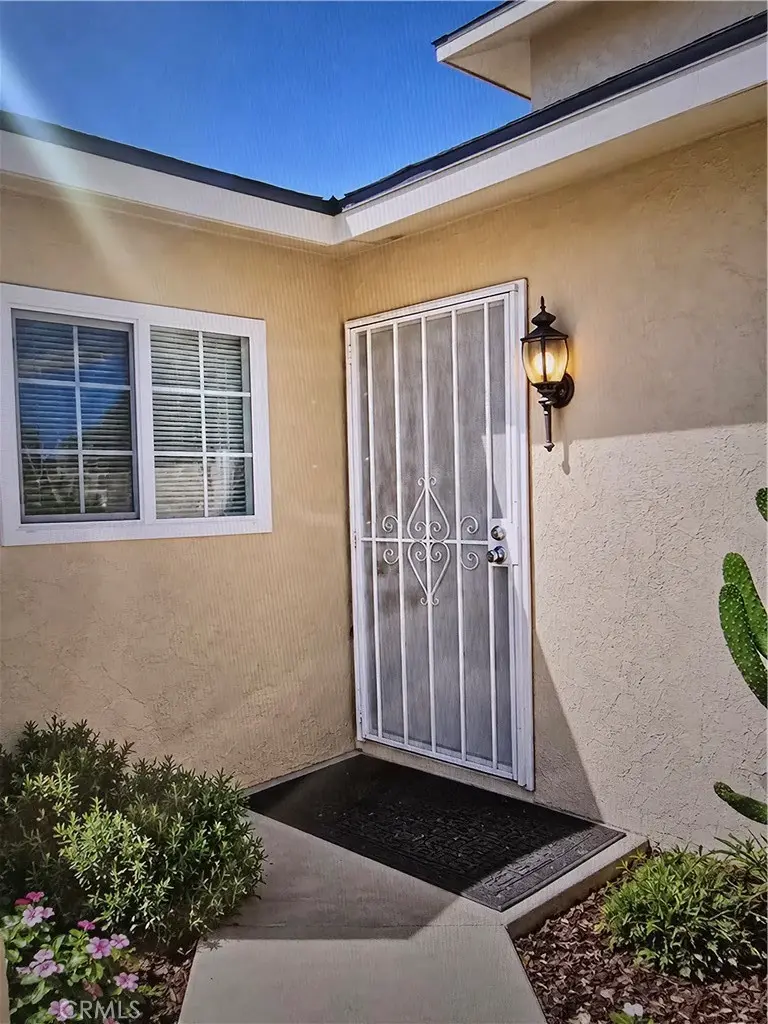 Condominium for sale at 3700 Mountain 6F, San Bernardino, CA featuring 1 bed and 1 bath