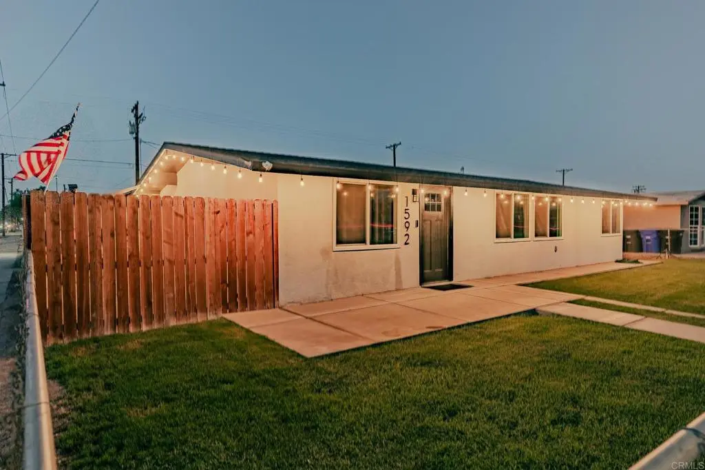 Single Family Residence for sale at 1592 Ross Avenue, El Centro, CA featuring 3 beds and 2 baths