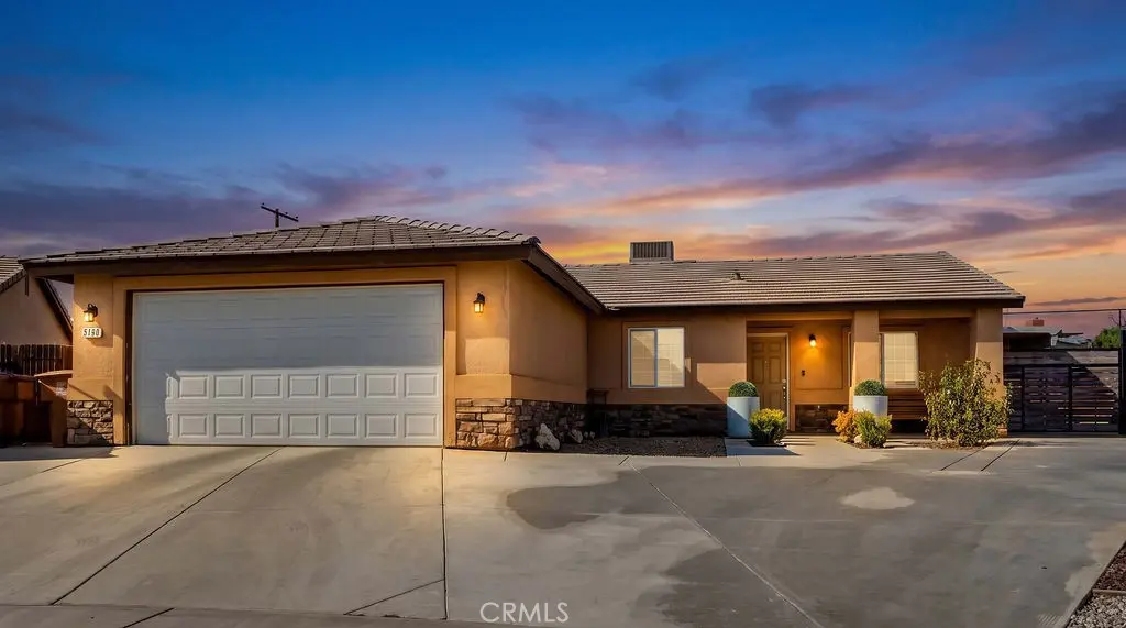 6100 Pizarro, Bakersfield, CA — listing photo 1