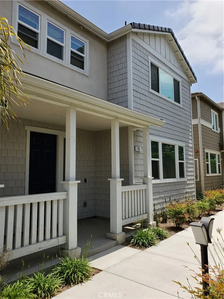 15 Gazania, Compton, CA — listing photo 1