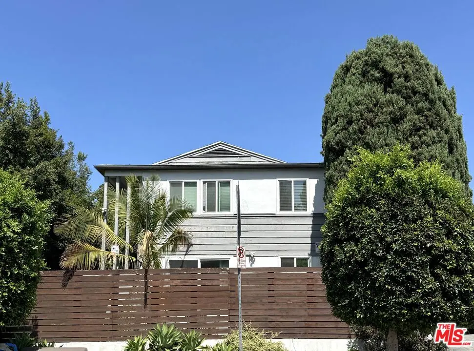 Apartment for rent at 5525 Harold Way 1, Los Angeles, CA and 1 bath