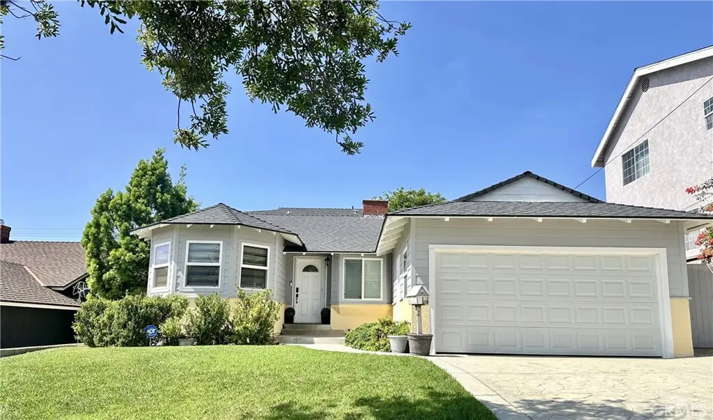 2649 N Parish, Burbank, CA — listing photo 1
