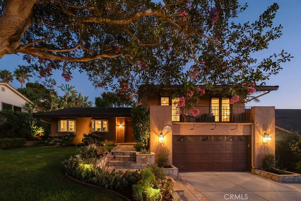 Single Family Residence for sale at 25621 Via Viento, Mission Viejo, CA featuring 4 beds and 3 baths