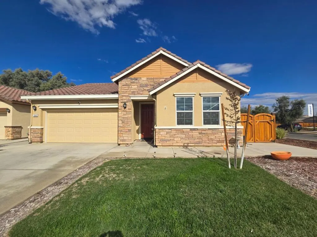 1948 Mastrangelo Street, Los Banos, CA — listing photo 1
